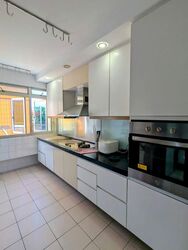 Blk 230J Tampines Street 21 (Tampines), HDB Executive #486295171